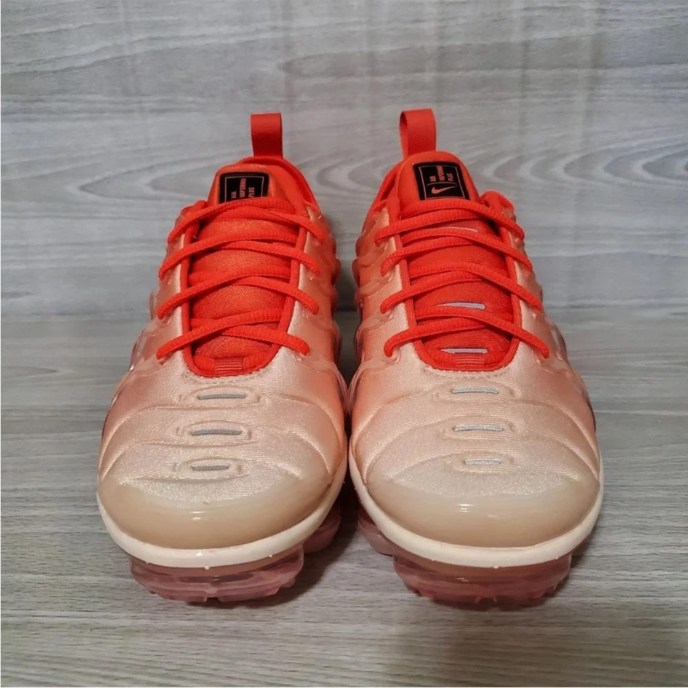 Women’s Nike Vapormax Plus Guava Ice Rush Orange‎ Shoes Brand New With Box